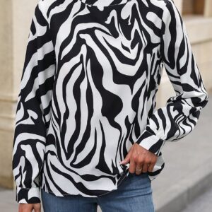 مميزة Zebra بلوزة